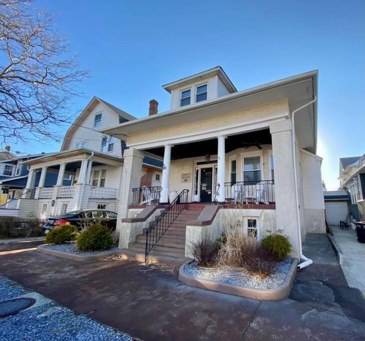 Speakeasy, Hot Tub, 1920S Family Beach Home Atlantic City Exterior photo