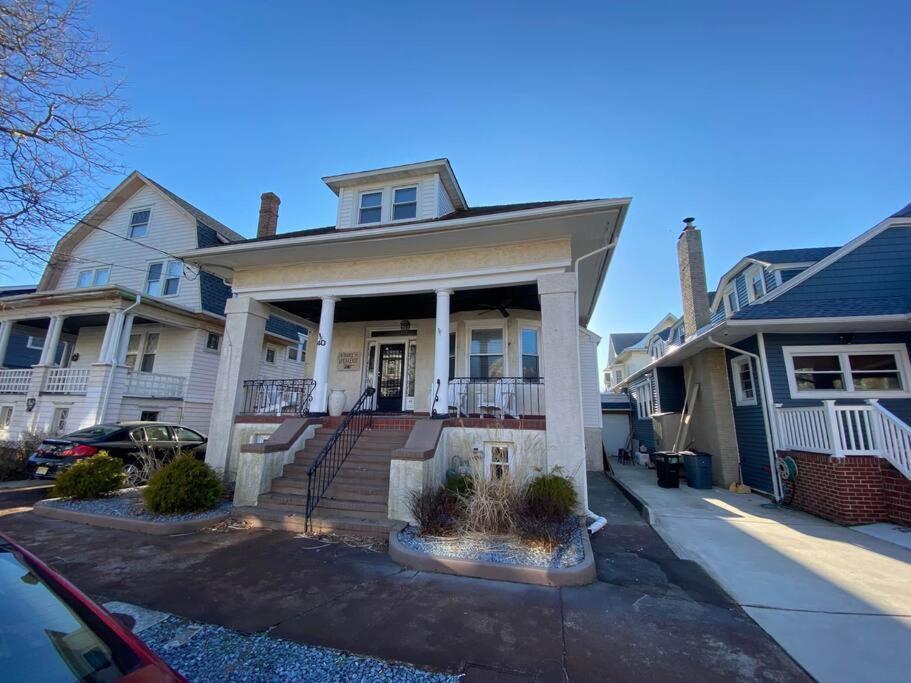 Speakeasy, Hot Tub, 1920S Family Beach Home Atlantic City Exterior photo